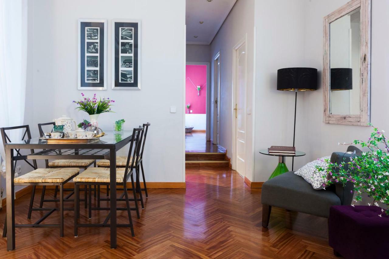 Elegante Piso Junto Al Museo Del Prado Lägenhet Madrid Exteriör bild